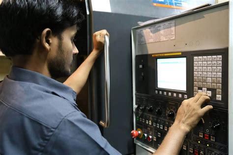 cnc machine operator training in bangalore|cnc training centre mysore.